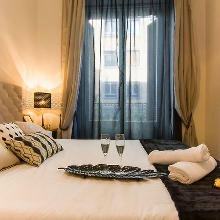 Sol Luxury Suites Madrid Eksteriør billede
