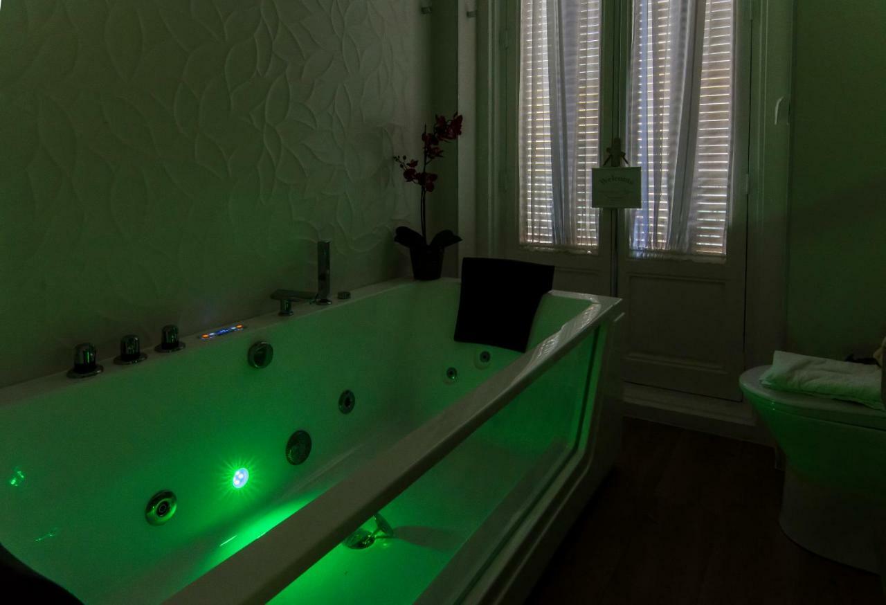 Sol Luxury Suites Madrid Eksteriør billede