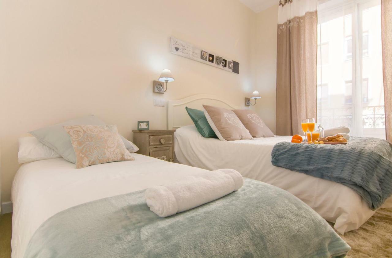 Sol Luxury Suites Madrid Eksteriør billede