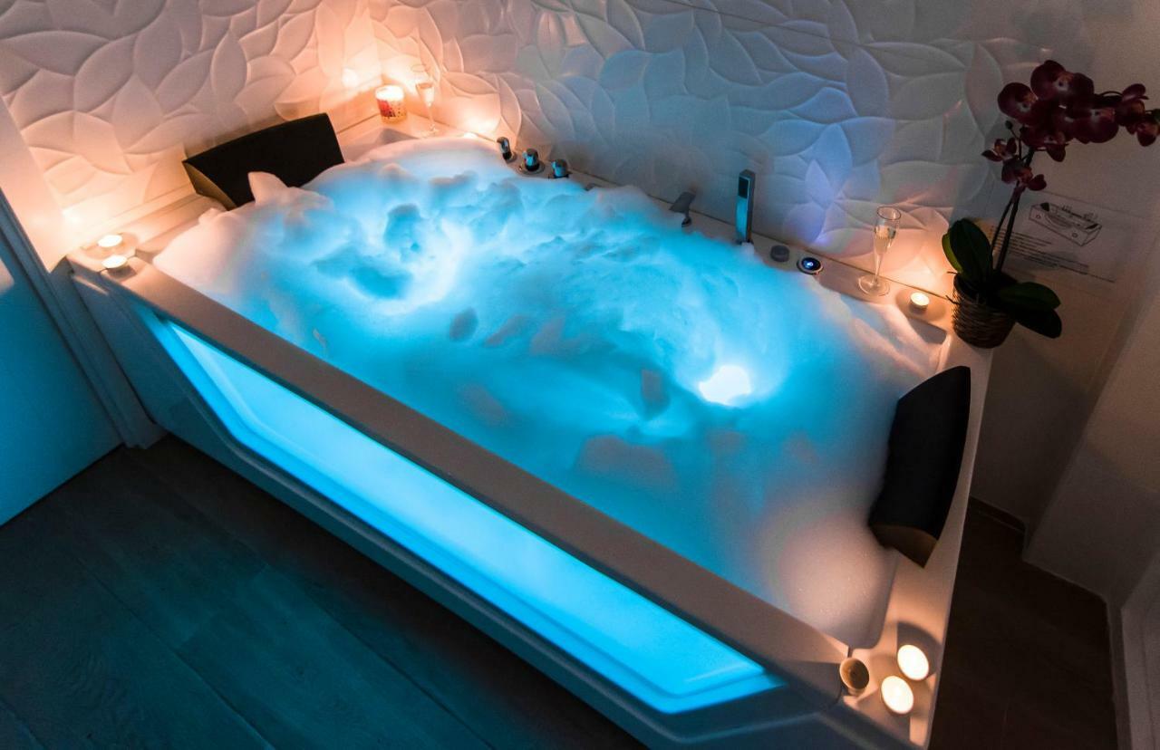 Sol Luxury Suites Madrid Eksteriør billede